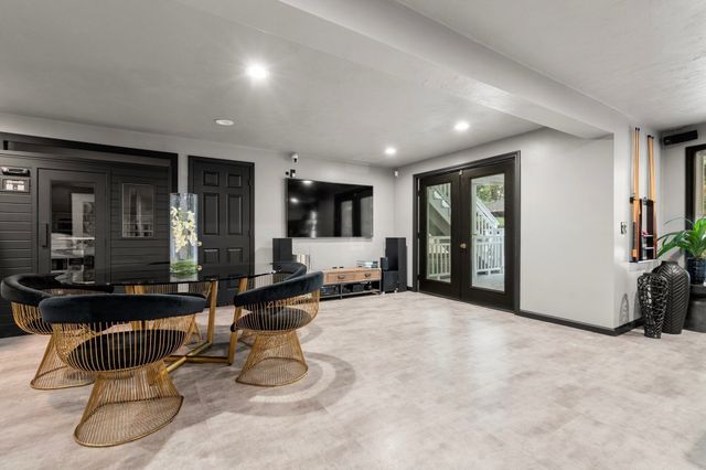 24 Old Connecticut Path, Ashland, MA 01721