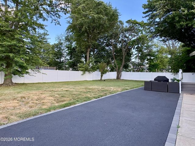 628 Columbia Avenue, Union Beach, NJ 07735