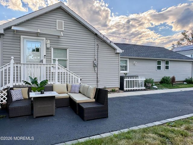 628 Columbia Avenue, Union Beach, NJ 07735