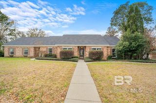 209 Manor Boulevard, Fairhope, AL 36532
