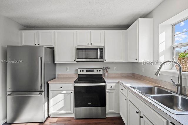 411 Live Oak Walk, Bluffton, SC 29910