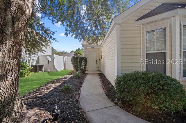 411 Live Oak Walk, Bluffton, SC 29910
