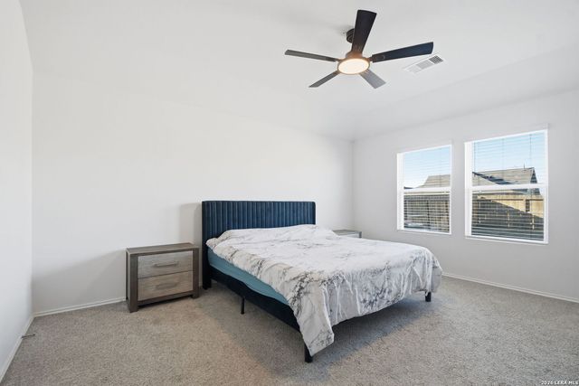 425 Lancebill Dr, Lockhart, TX 78644