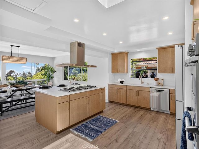 988 Via Rincon, Palos Verdes Estates, CA 90274