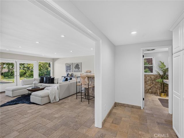 988 Via Rincon, Palos Verdes Estates, CA 90274