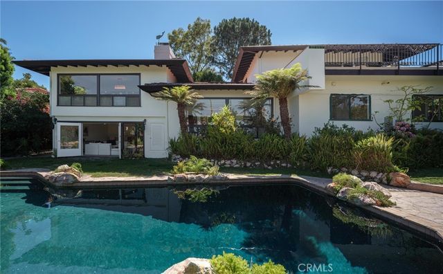 988 Via Rincon, Palos Verdes Estates, CA 90274