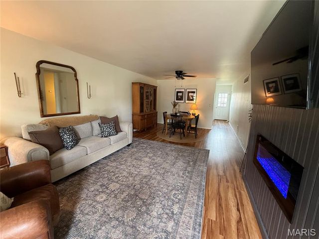 3 Wenona Drive, Washington, MO 63090
