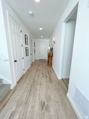 1999 W 850 N, Layton, UT 84041