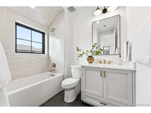 1395 S Saint Paul St, Denver, CO 80210