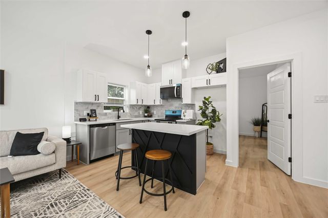 7944 Fields Street A, Houston, TX 77028