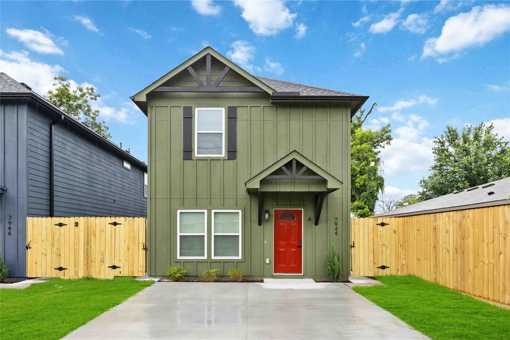 7944 Fields Street A, Houston, TX 77028