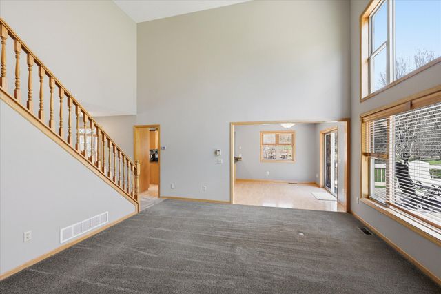 5126 Nelmark Avenue NE, Saint Michael, MN 55376