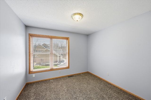 5126 Nelmark Avenue NE, Saint Michael, MN 55376