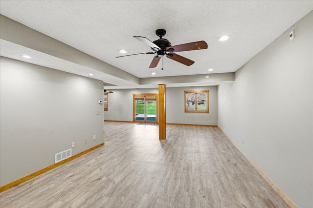 5126 Nelmark Avenue NE, Saint Michael, MN 55376