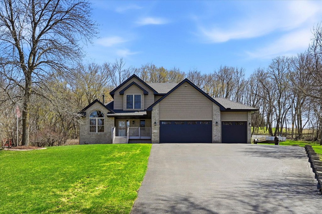 5126 Nelmark Avenue NE, Saint Michael, MN 55376