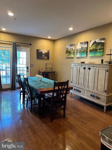 2129 DANVILLE DR, Pennsburg, PA 18073