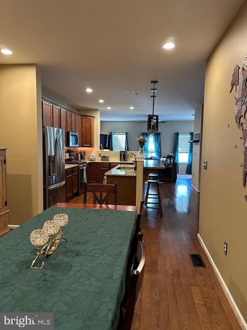 2129 DANVILLE DR, Pennsburg, PA 18073