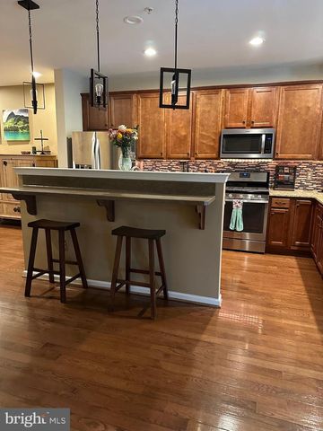 2129 DANVILLE DR, Pennsburg, PA 18073