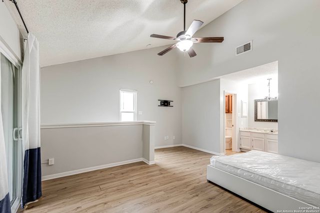 4107 Medical Dr Apt 5208, San Antonio, TX 78229