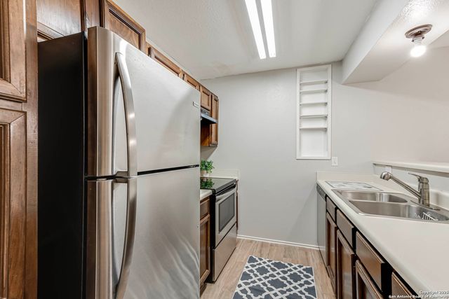 4107 Medical Dr Apt 5208, San Antonio, TX 78229