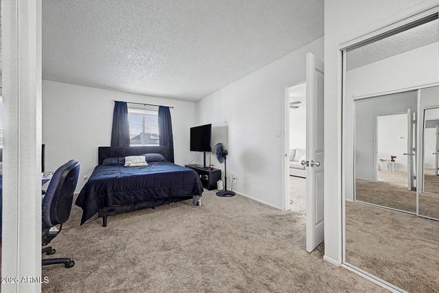 5757 W EUGIE Avenue 2075, Glendale, AZ 85304
