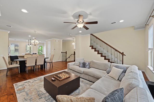 2713 Shadybrook Meadow Drive, Houston, TX 77080