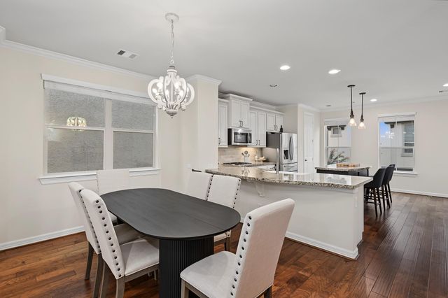 2713 Shadybrook Meadow Drive, Houston, TX 77080