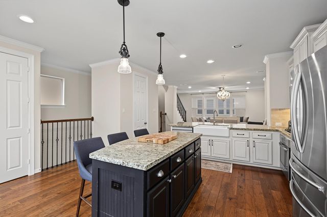 2713 Shadybrook Meadow Drive, Houston, TX 77080