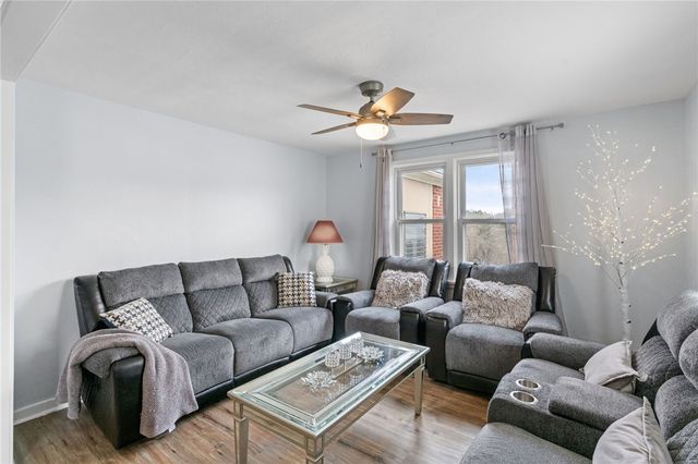 2020 Mckinney Rd, Monroeville, PA 15146
