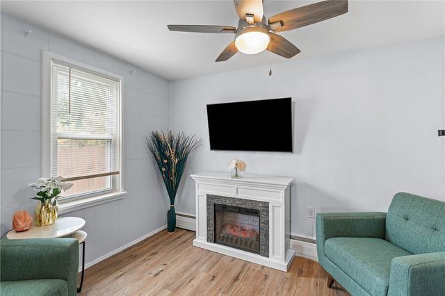 2020 Mckinney Rd, Monroeville, PA 15146