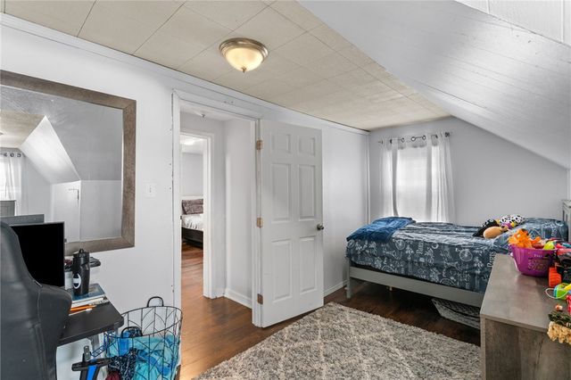 2020 Mckinney Rd, Monroeville, PA 15146