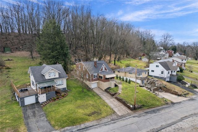 2020 Mckinney Rd, Monroeville, PA 15146