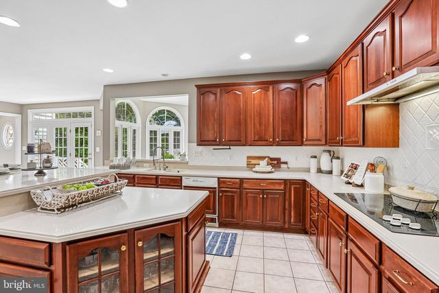 9308 HARRISONS FARM WAY, Gaithersburg, MD 20882