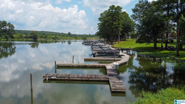 402 PARADISE ISLE # 402, Riverside, AL 35135