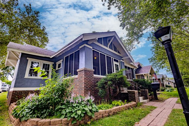 1448 Thompson Avenue, Des Moines, IA 50316