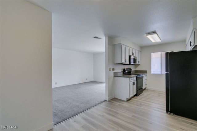 5260 River Glen Drive 268, Las Vegas, NV 89103