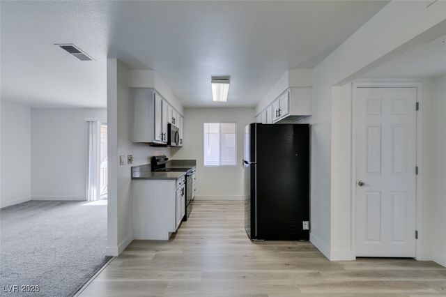 5260 River Glen Drive 268, Las Vegas, NV 89103