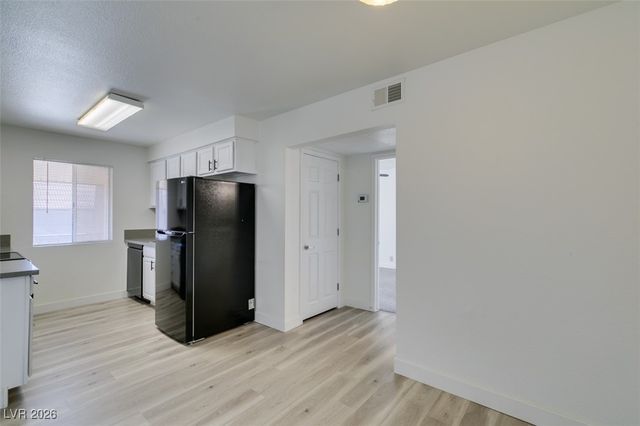 5260 River Glen Drive 268, Las Vegas, NV 89103