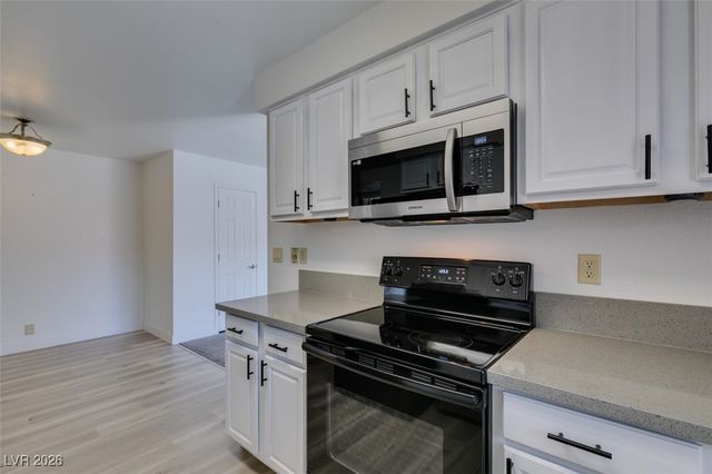 5260 River Glen Drive 268, Las Vegas, NV 89103