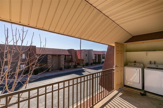 5260 River Glen Drive 268, Las Vegas, NV 89103