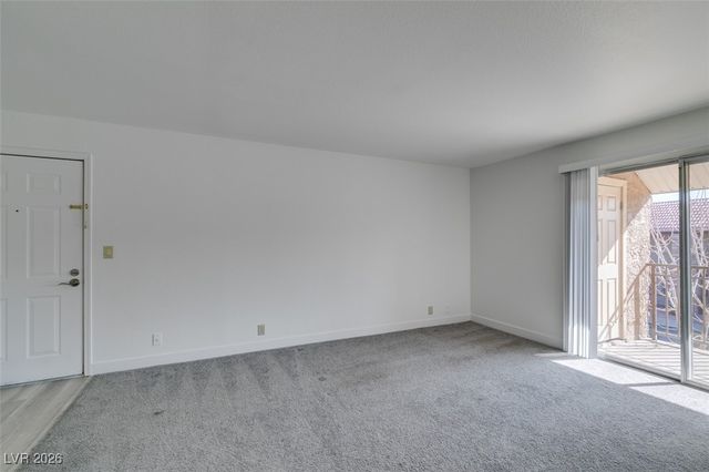 5260 River Glen Drive 268, Las Vegas, NV 89103