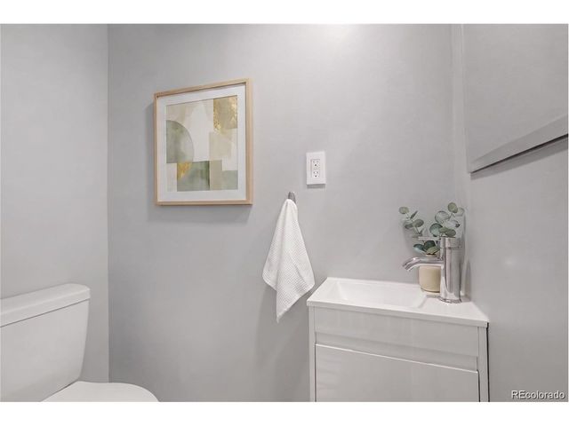 5419 W 16th Ave, Lakewood, CO 80214