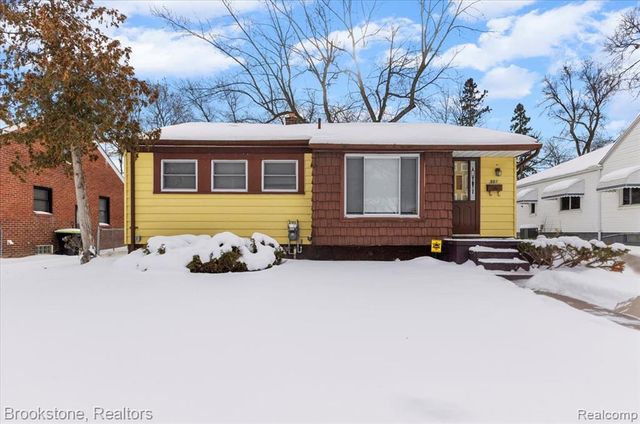 951 Argyle Avenue, Pontiac, MI 48341