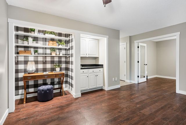 6364 Pheasant Court, Edina, MN 55436