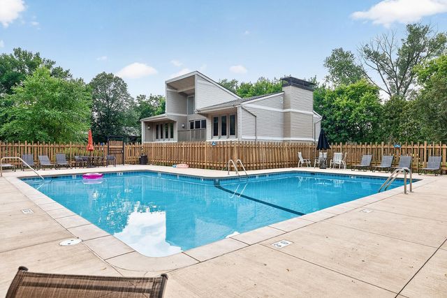 6364 Pheasant Court, Edina, MN 55436