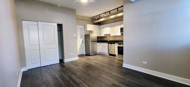 4764 N Virginia Avenue A, Chicago, IL 60625