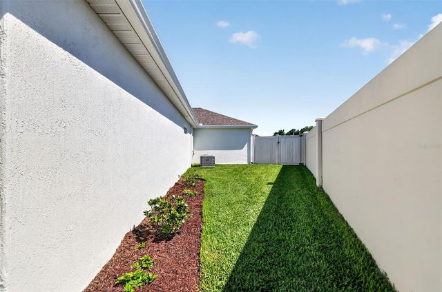 1713 ROBBINS ROAD, The Villages, FL 34762