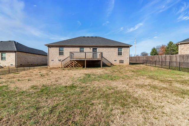 107 Smithfield Dr, Shelbyville, TN 37160