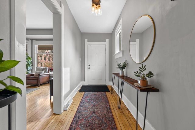 2013 N Booth STREET, Milwaukee, WI 53212