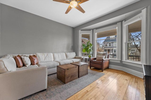 2013 N Booth STREET, Milwaukee, WI 53212